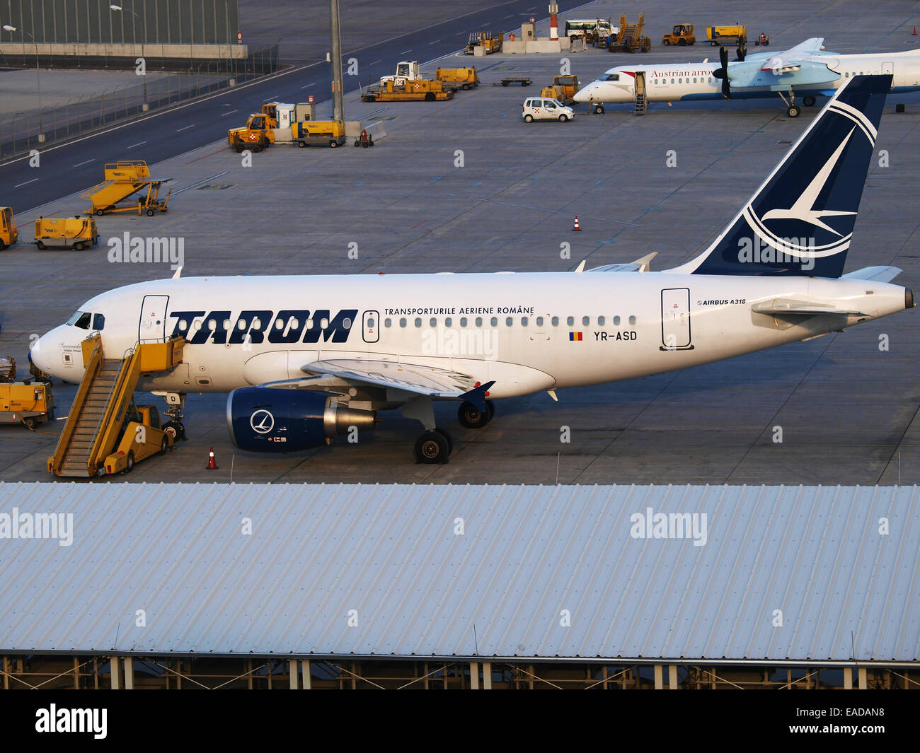 Tarom hi-res stock photography and images - Alamy