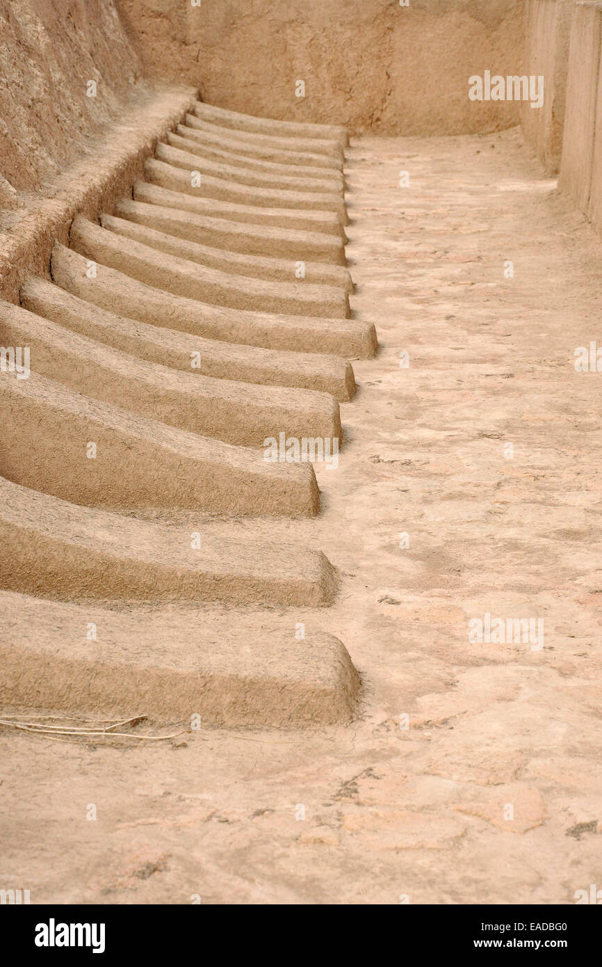 Iran, Khuzestan region, Ahwaz, Choga Zanbil zigurrat Stock Photo
