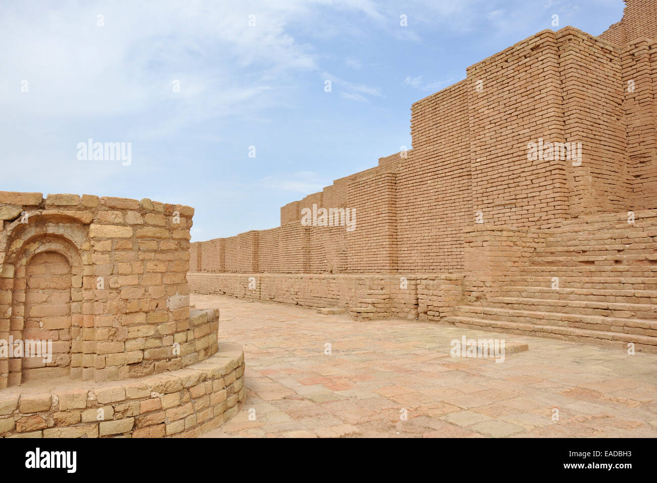 Iran, Khuzestan region, Ahwaz, Choga Zanbil zigurrat Stock Photo - Alamy