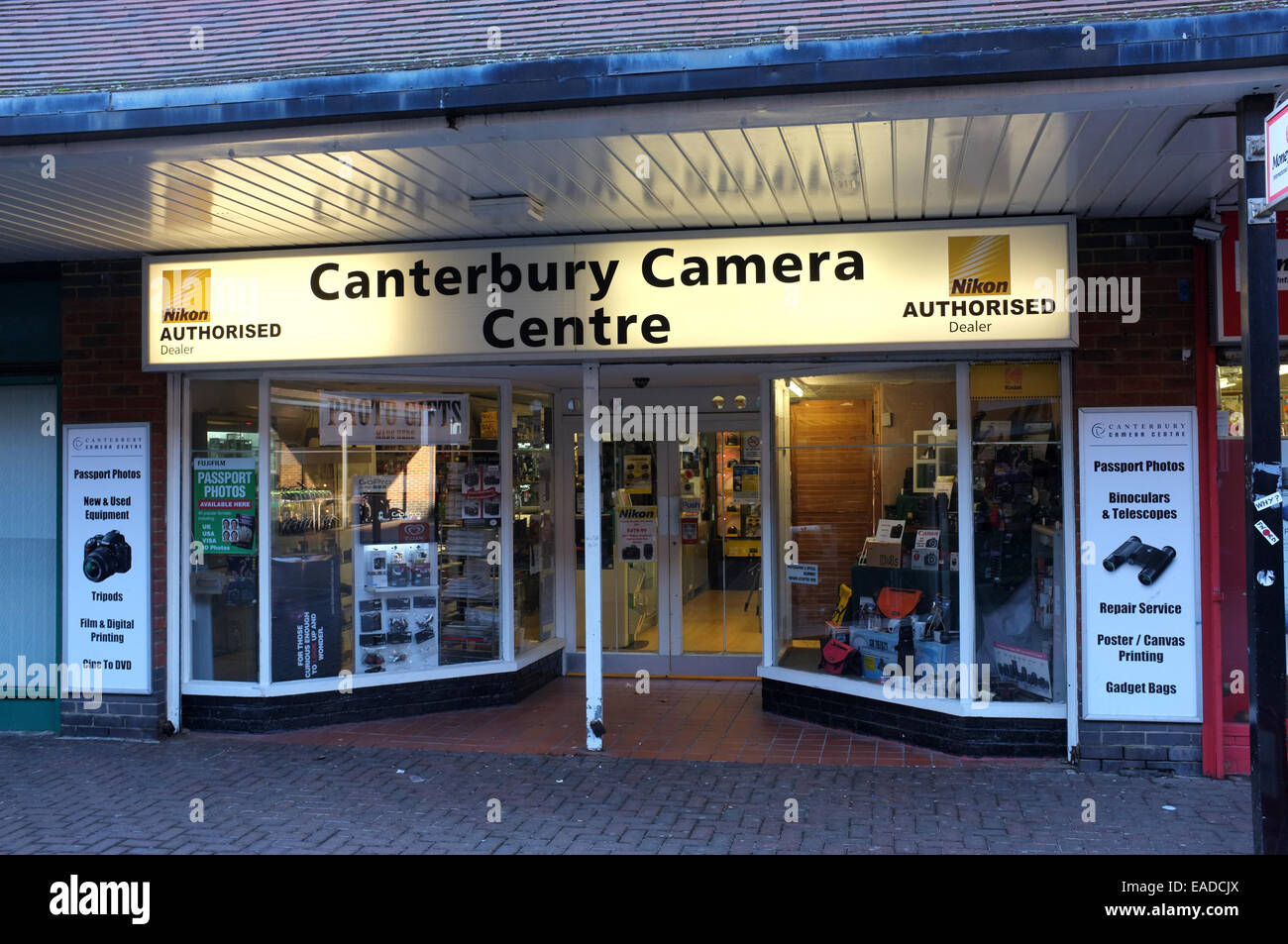 Retail images hires stock photography and images Alamy