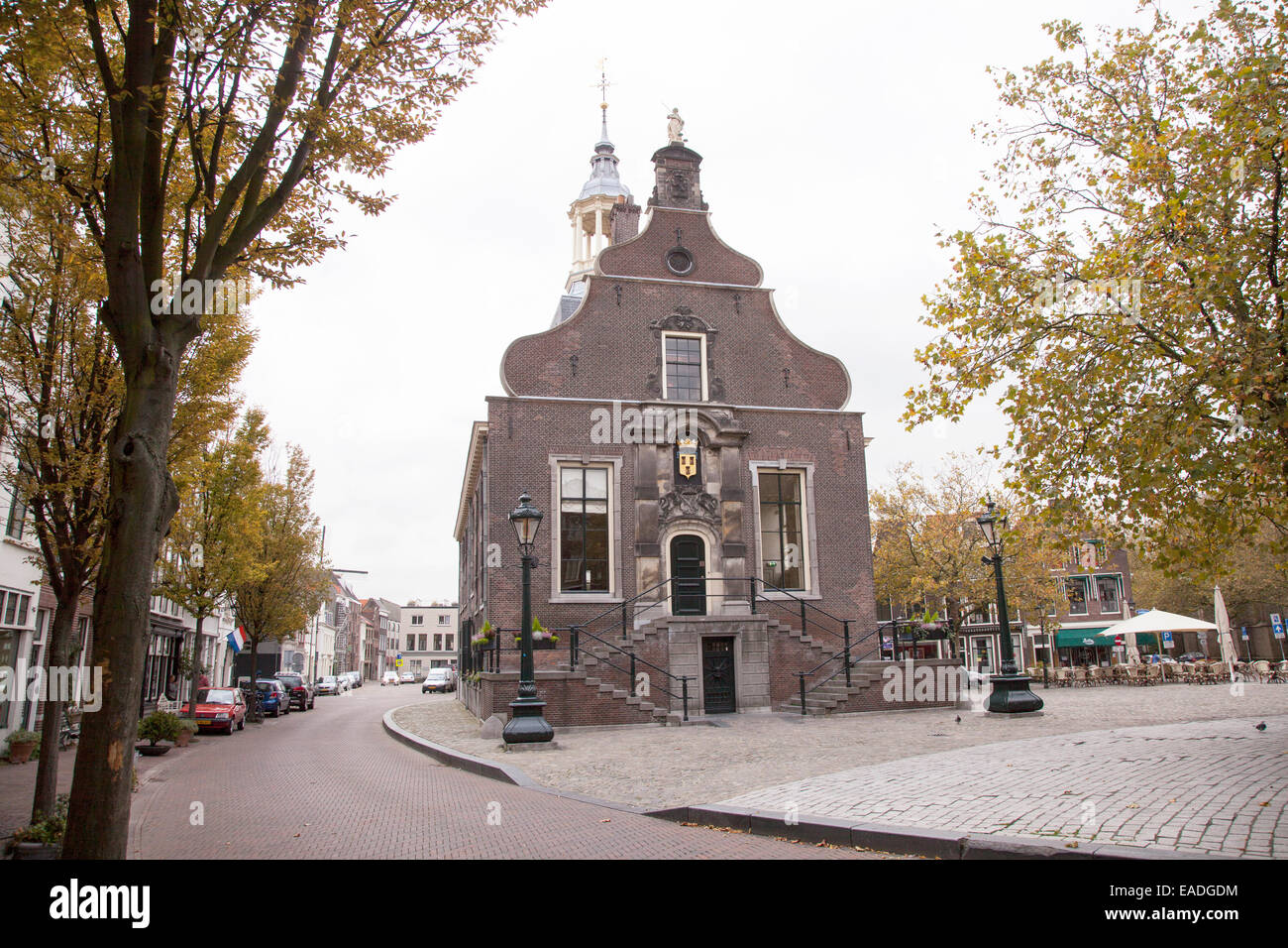 het oude stadhuis op de grote markt in Schiedam Stock Photo