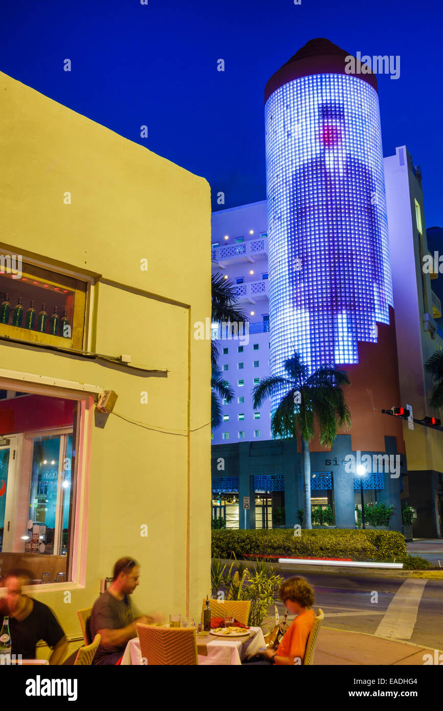 North beach evening street traffic hi-res stock photography and images