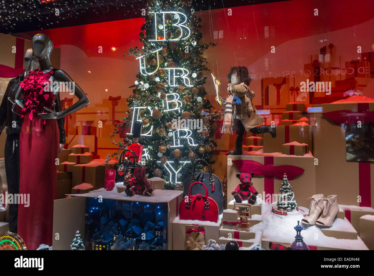 Paris, France, Window Shopping, French Department Store Front ...