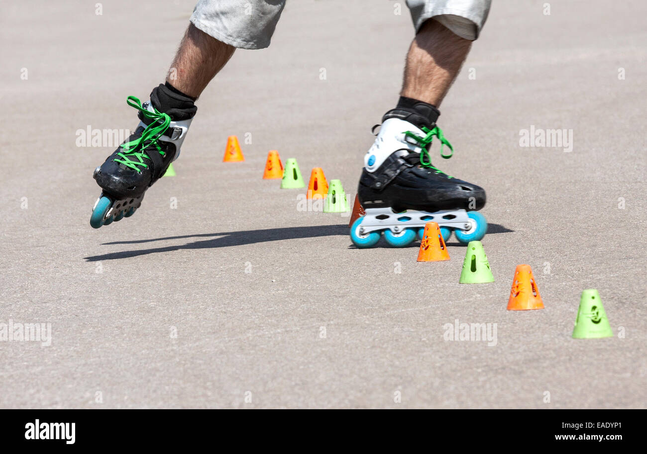Teenager roller skating hi-res stock photography and images - Alamy