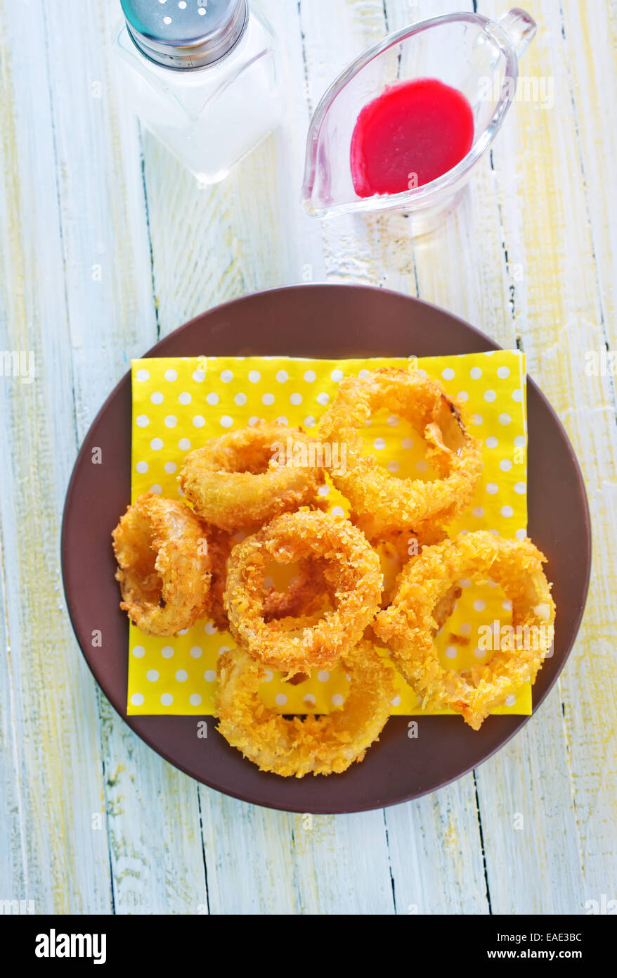 Oven fried onion rings hi-res stock photography and images - Alamy