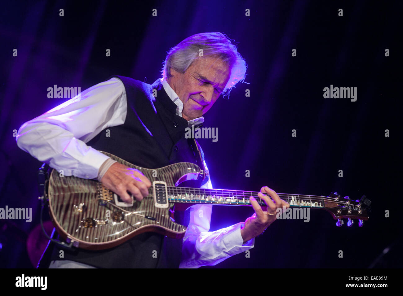 John mclaughlin hires stock photography and images Alamy