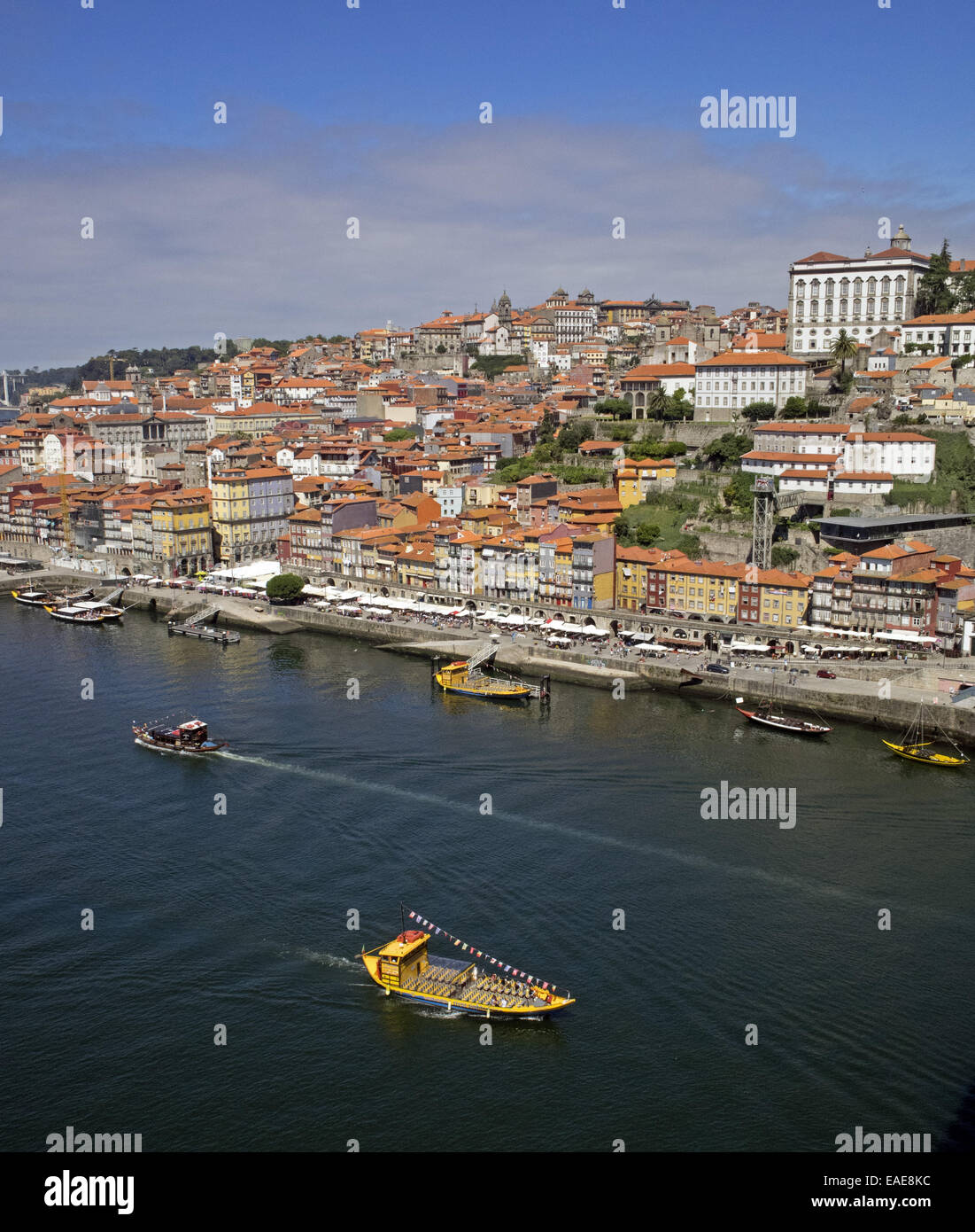 The River Douro and historic centre of Porto seen from the Dom Luis 1 bridge looking northwest downstream Stock Photo