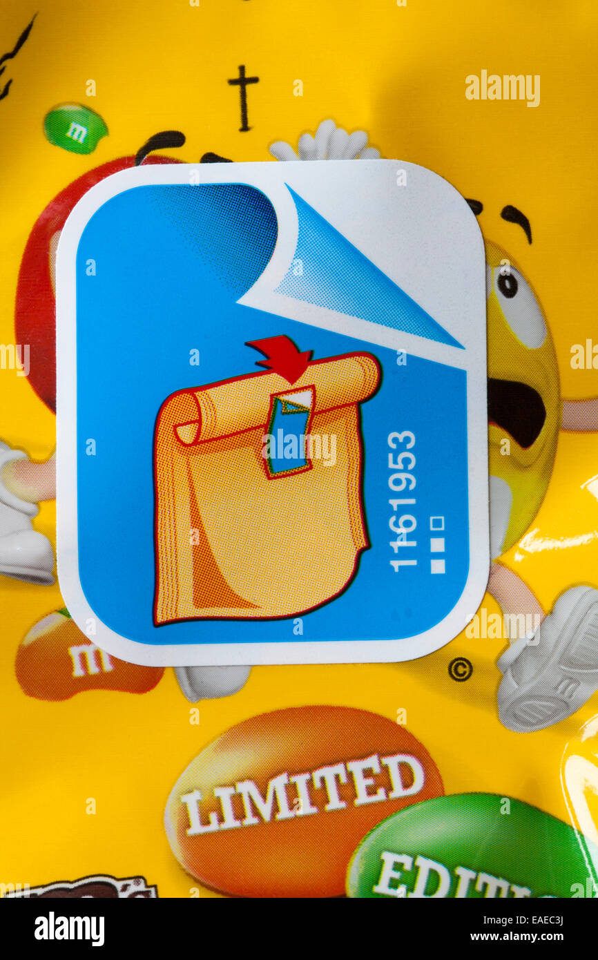 M and ms peanut candy hi-res stock photography and images - Alamy