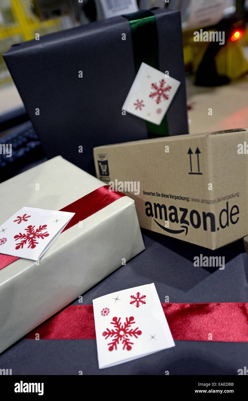 Amazon Logistic High Resolution Stock Photography and Images - Alamy