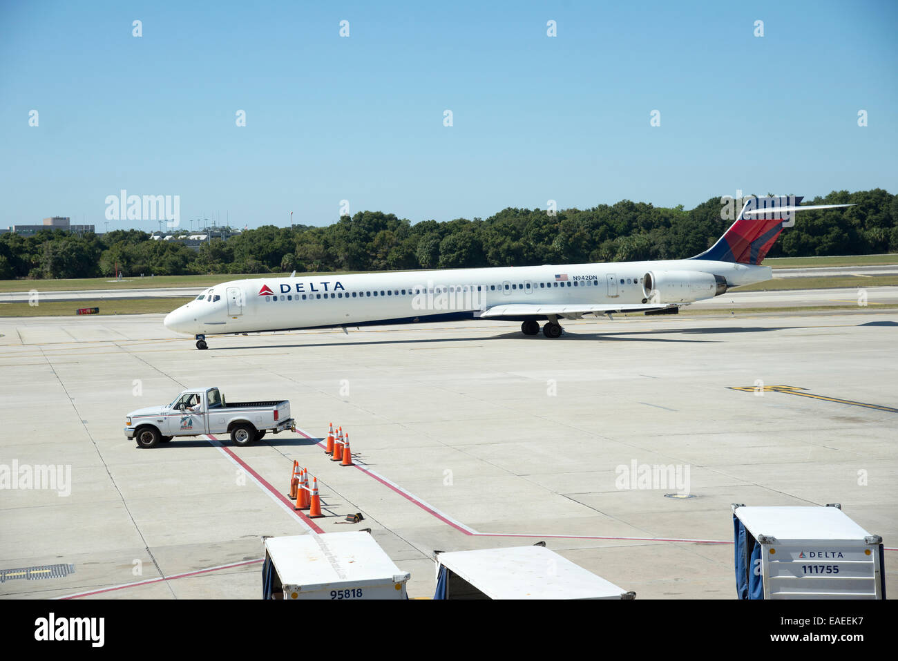 MD 90 a Delta Airways passenger jet at Tampa International Airport Florida USA Stock Photo