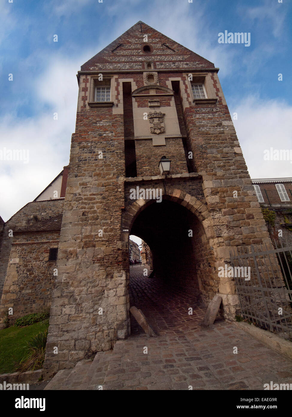 Place Saint Pierre Bordeaux High Resolution Stock Photography And Images Alamy