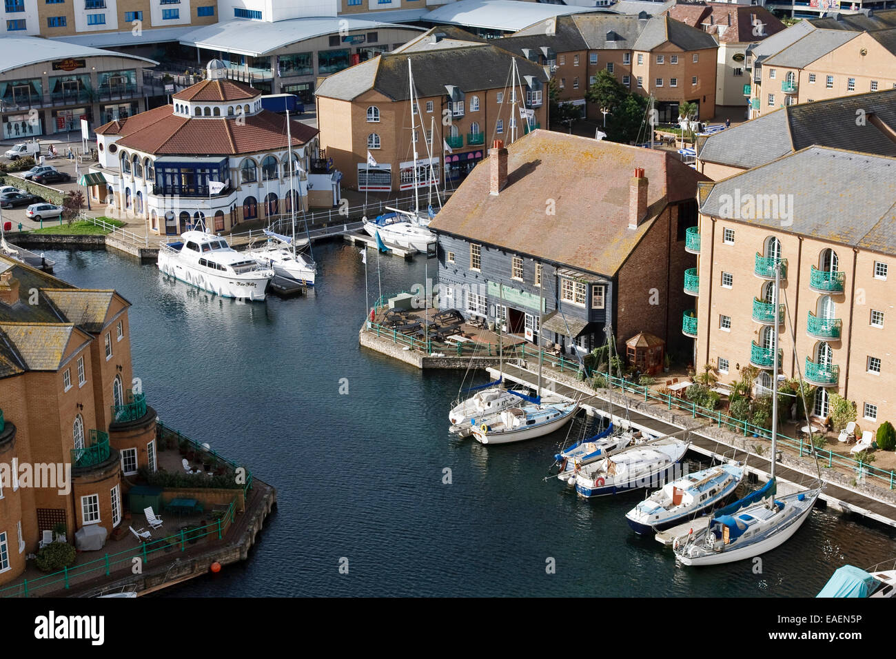 Homes and moorings, Master Mariner pub and restaurants within Brighton Marina, East Sussex, UK Stock Photo