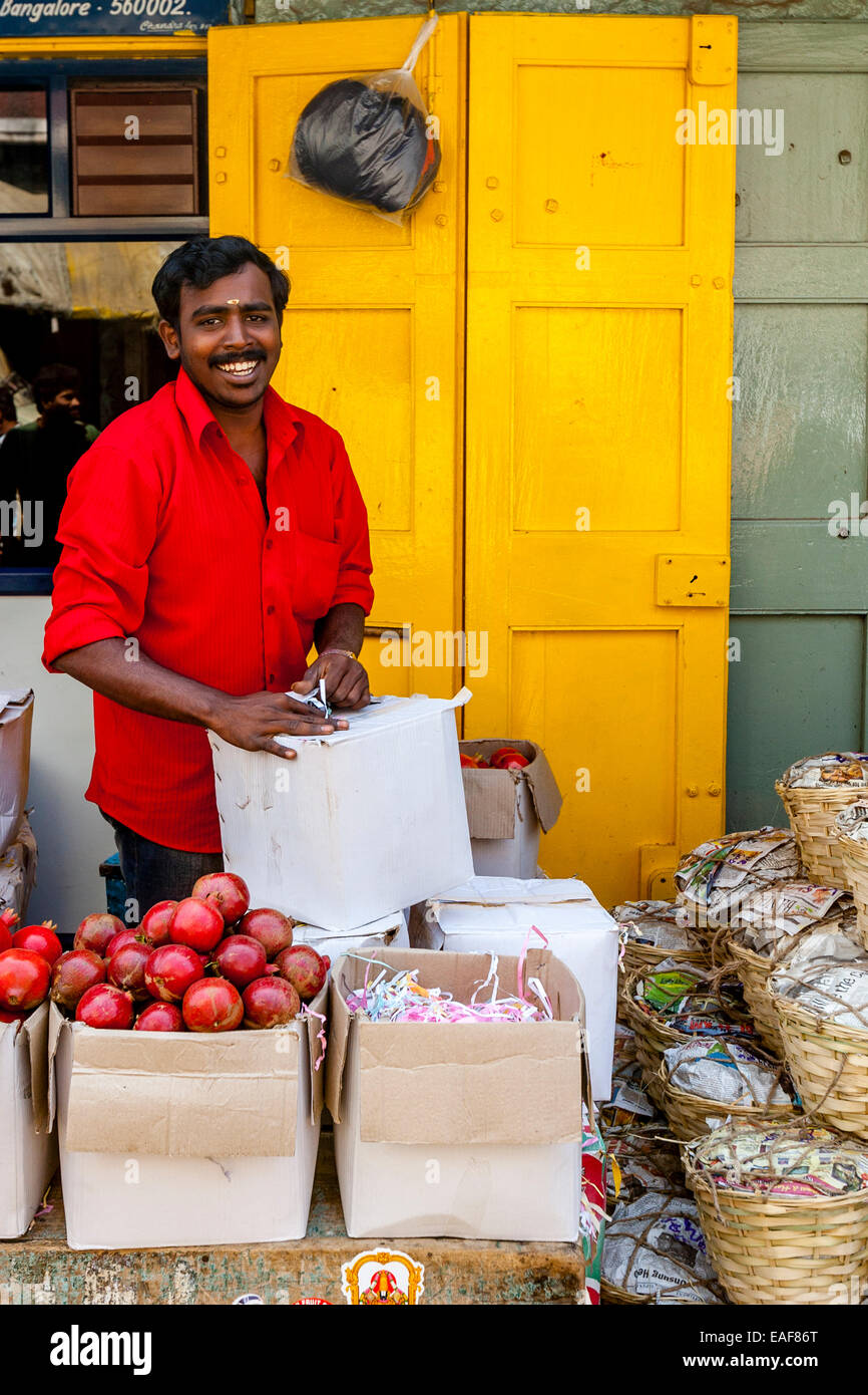 Fruit and Vegetable Street Market, Bangalore, Karnataka, India Stock
