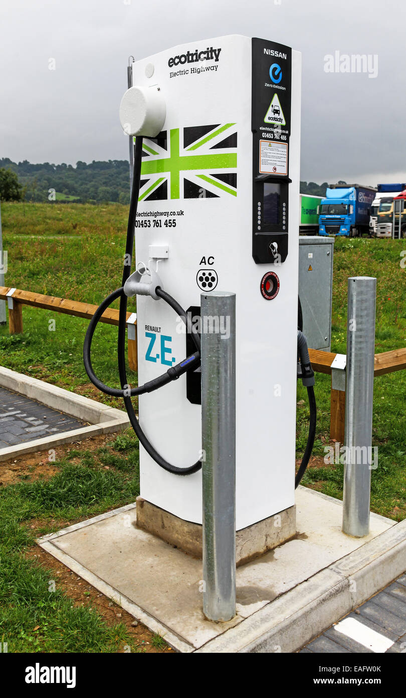 Electric car charging point hires stock photography and images Alamy