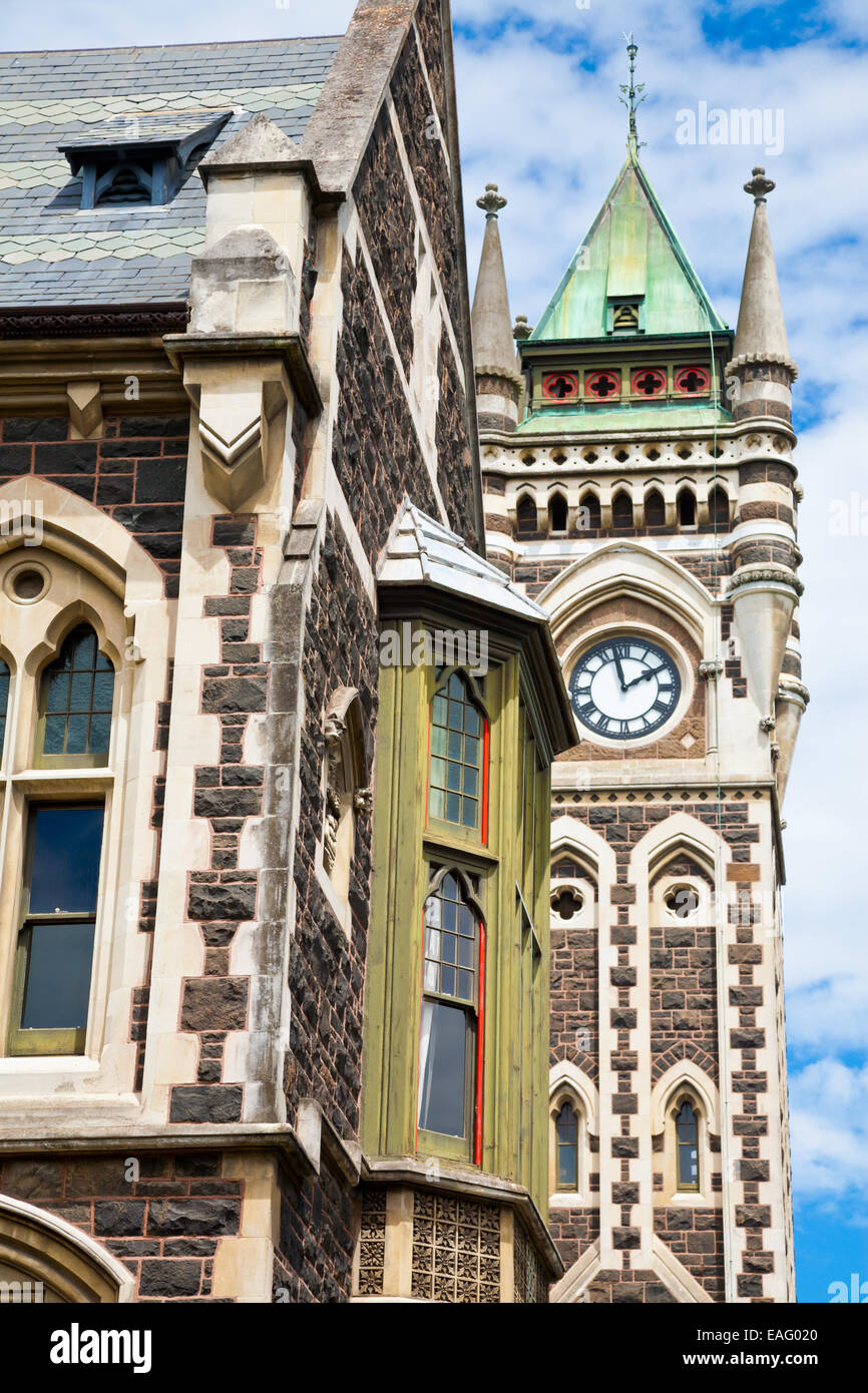 University of Otago Registry Building detail with clocktower in background, Dunedin, New Zealand Stock Photo