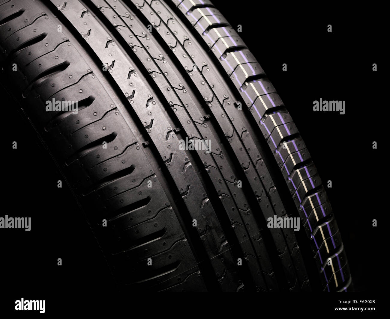 Black wheels and tyres hires stock photography and images Alamy