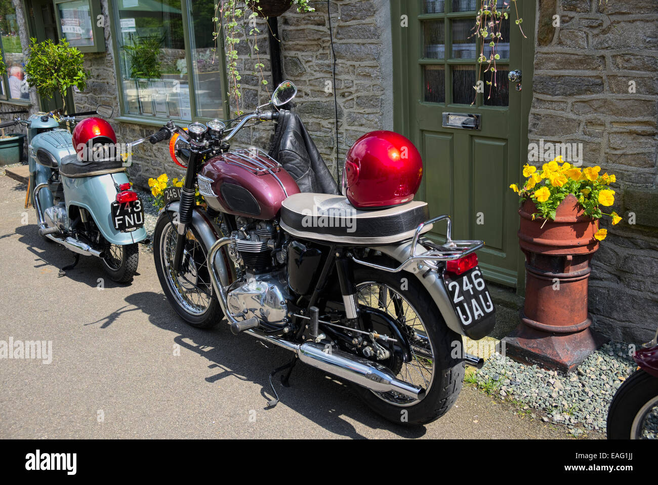 triumph motorcycles england
