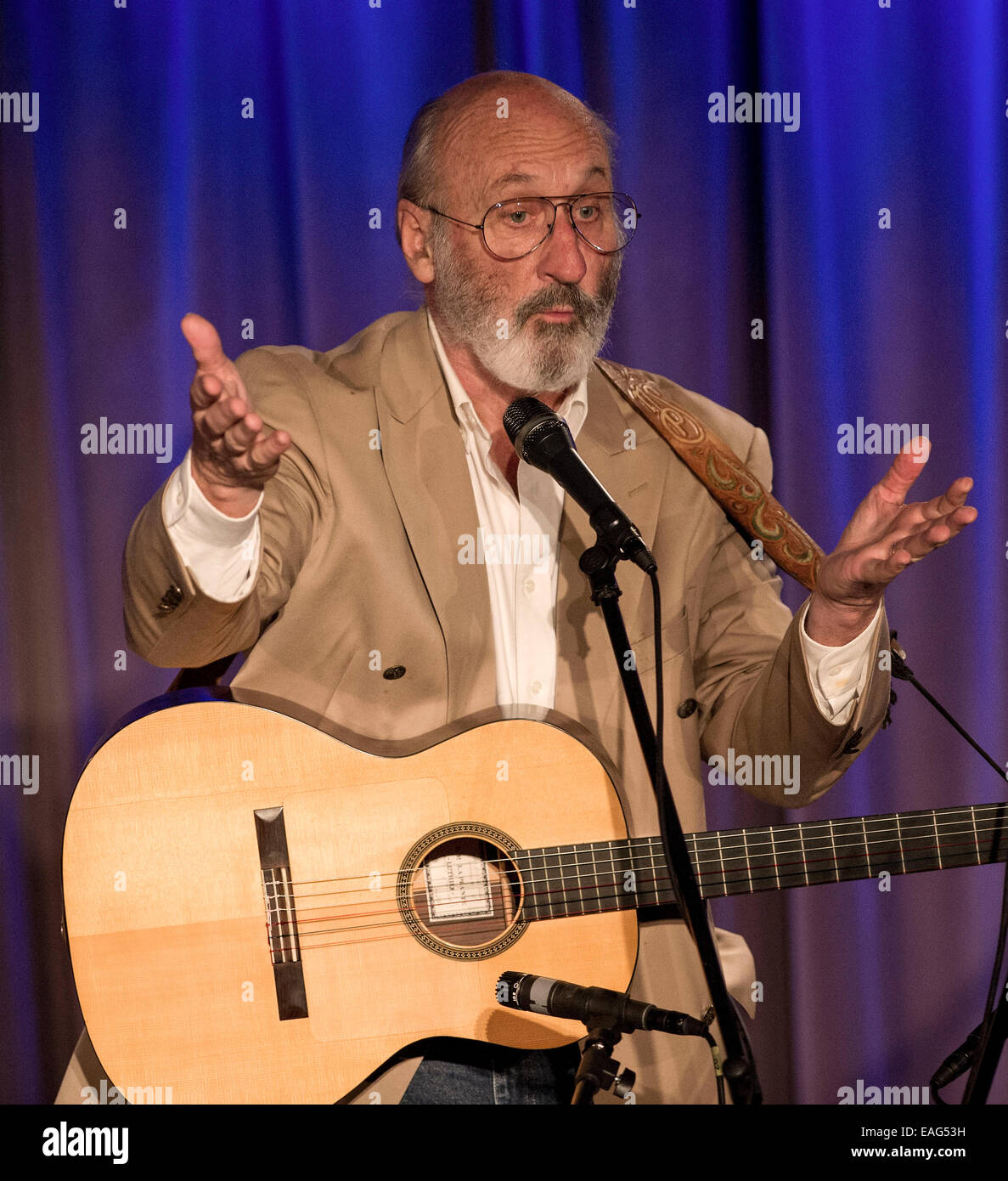 Los Angeles, California, USA. 13th Nov, 2014. NOEL PAUL STOOKEY performs and discusses his career as part of the legendary trio, Peter, Paul and Mary, at the GRAMMY Museum at L.A. Live. © Brian Cahn/ZUMA Wire/Alamy Live News Stock Photo