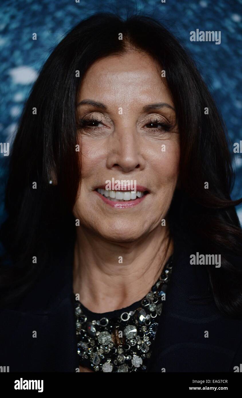 Olivia harrison hi-res stock photography and images - Alamy