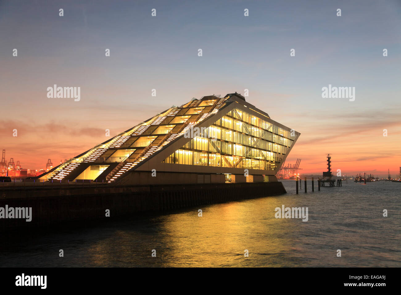 The modern office building DOCKLAND at river Elbe, Hamburg, Germany ...