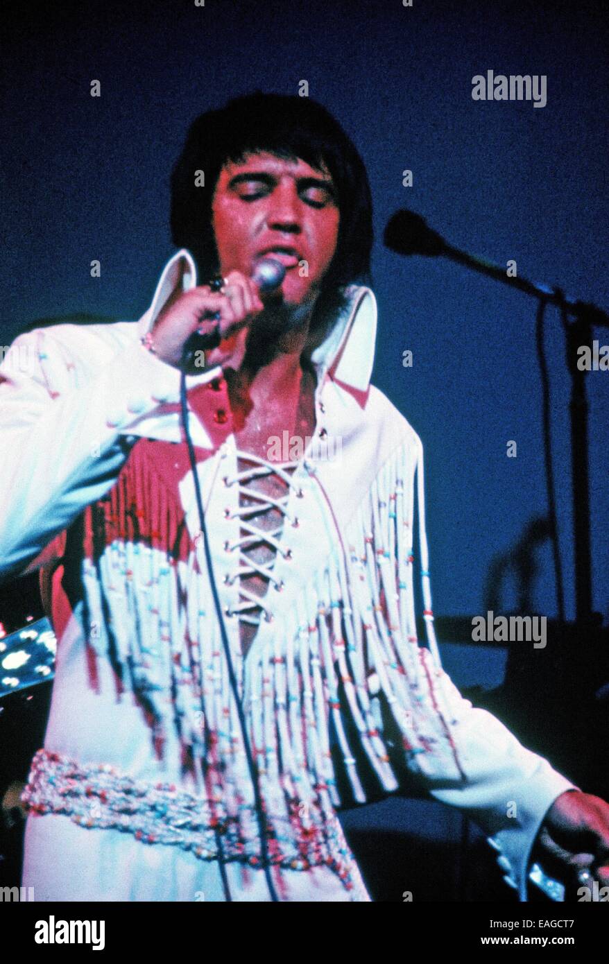 Elvis 1970s vegas stock photography images - Alamy