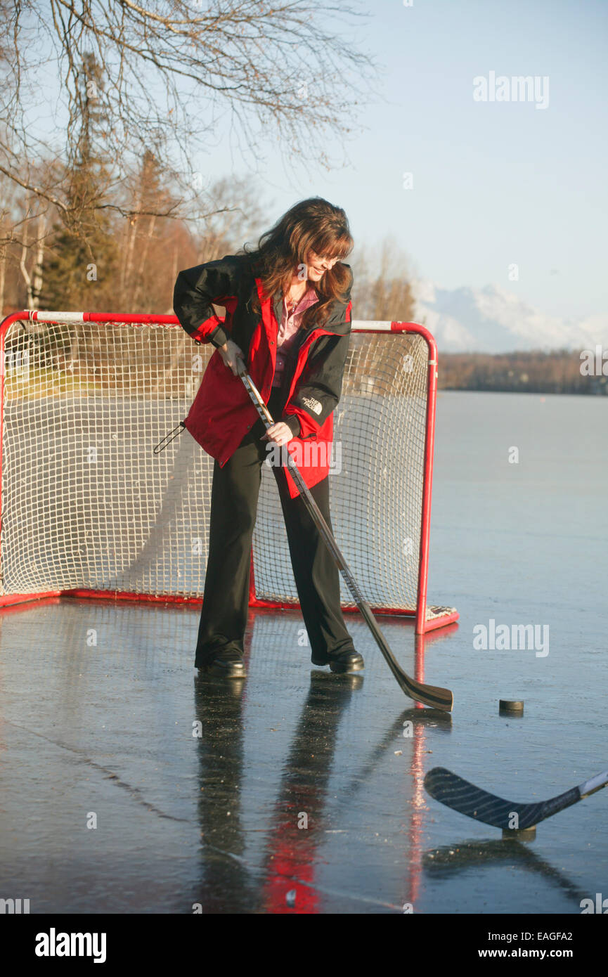 Sarah Palin Plays Hockey On Frozen Lake Lucille In Wasilla, Alaska 2005 Stock Photo