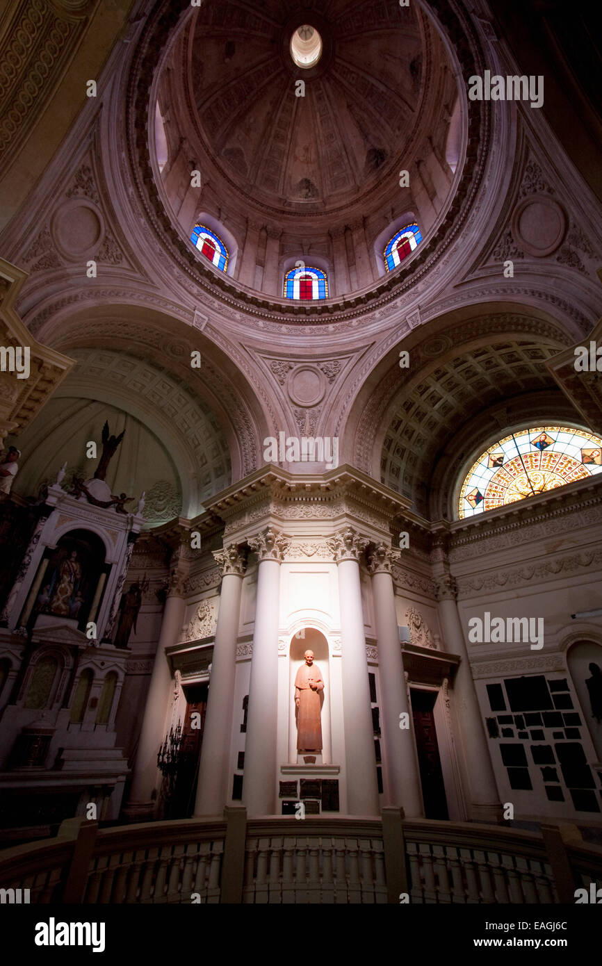 Cupola In The Interior Of The Pante Stock Photo Alamy