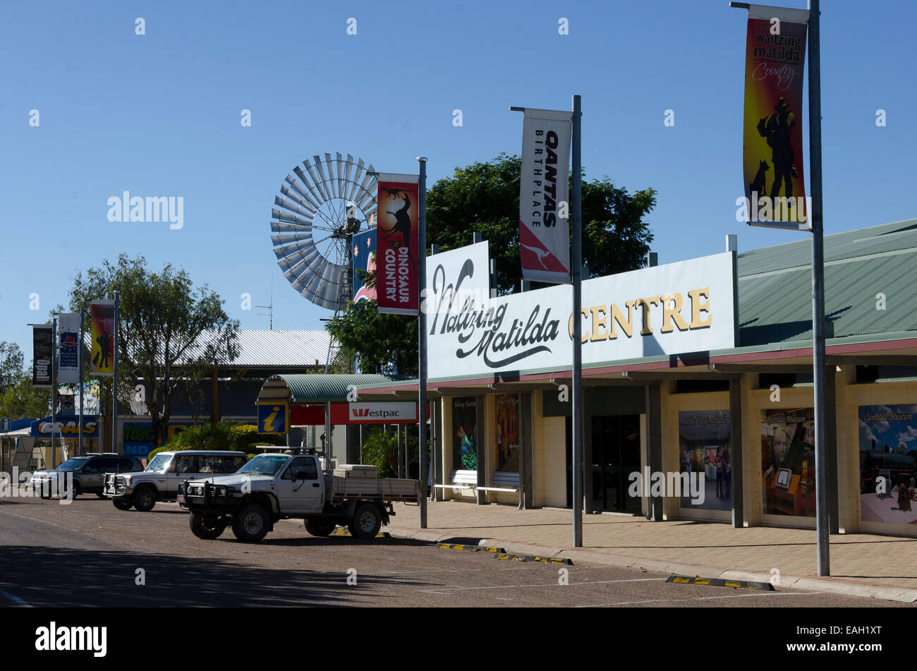 Waltzing Matilda Centre, Elderslie Street, main street, Winton