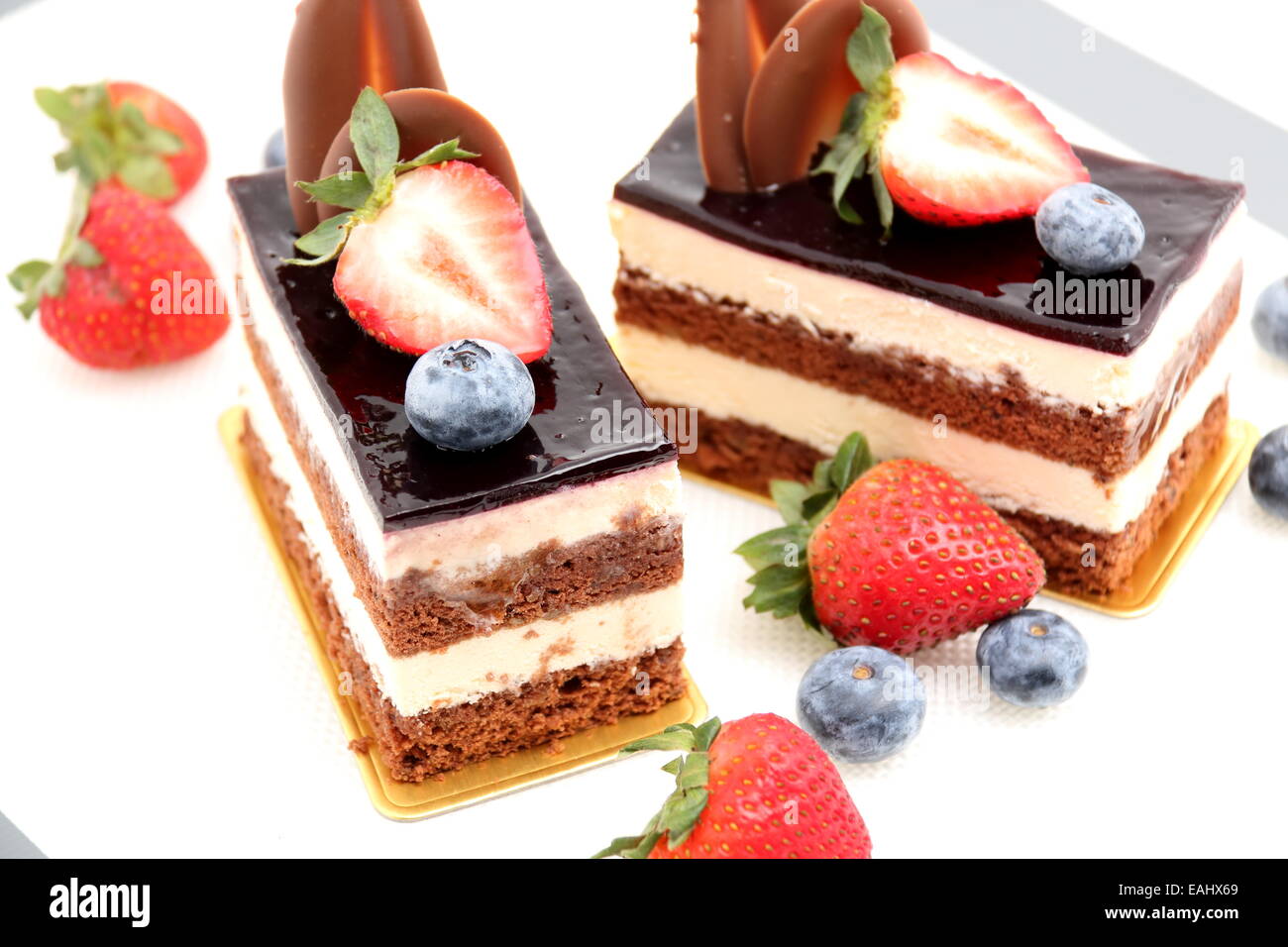 chocolate cake with strawberry on white backgrond Stock Photo - Alamy