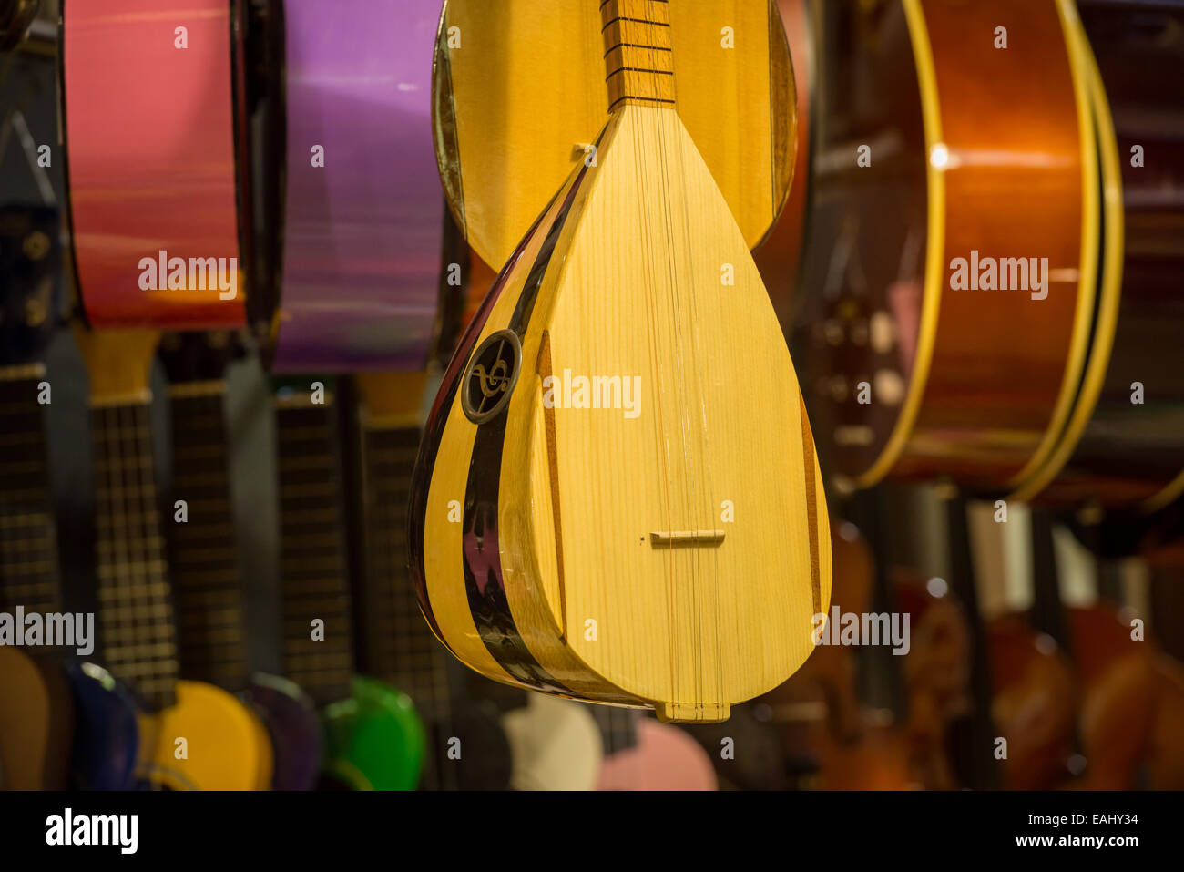 Baglama saz hi-res stock photography and images - Alamy