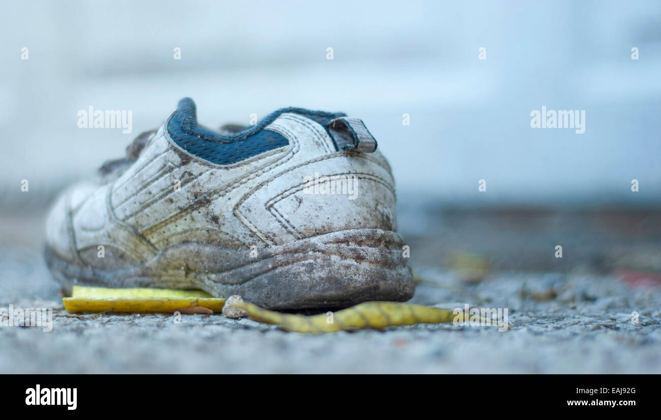 Lost shoe hi-res stock photography and images - Alamy