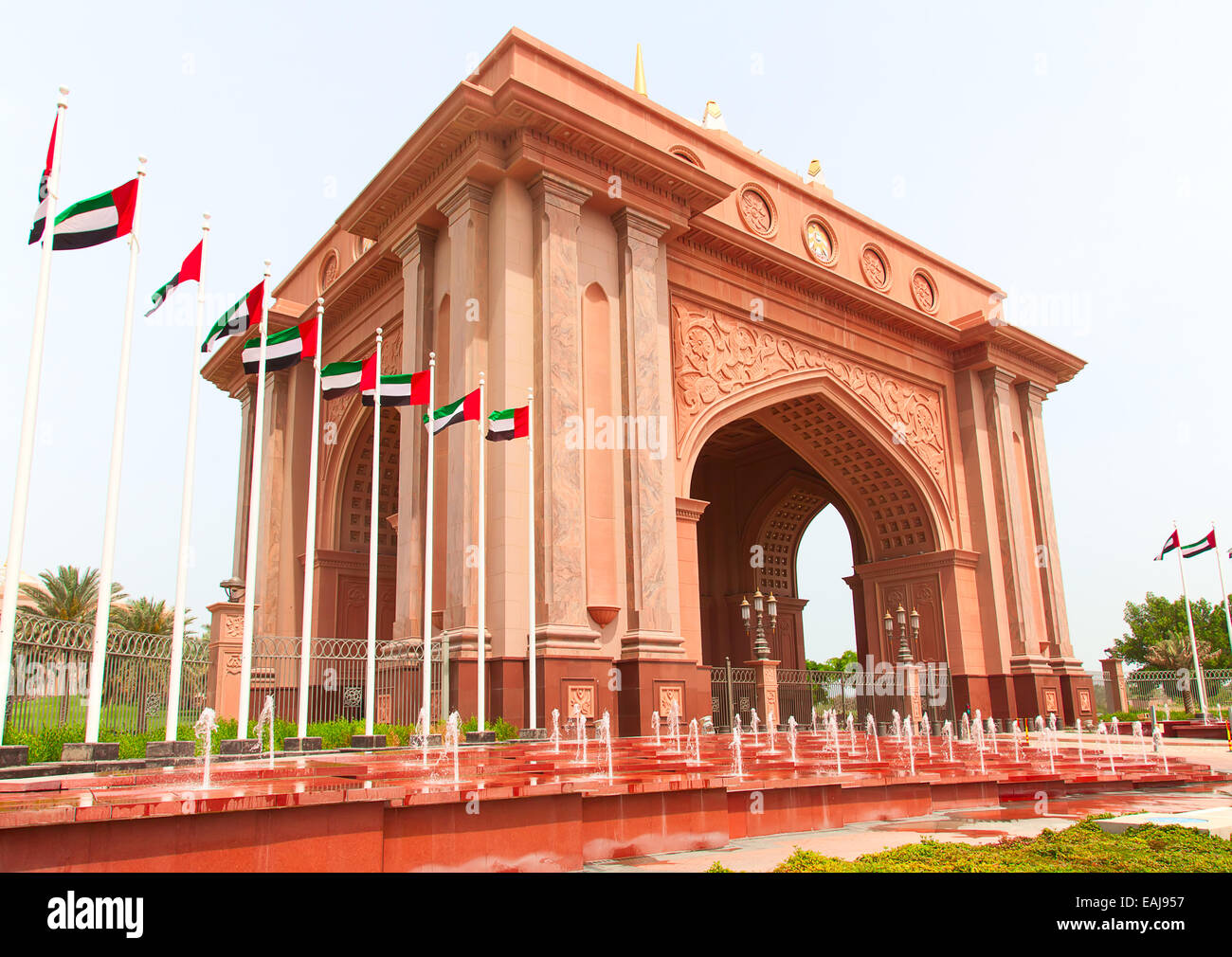 Arabic ornate door uae hires stock photography and images Alamy