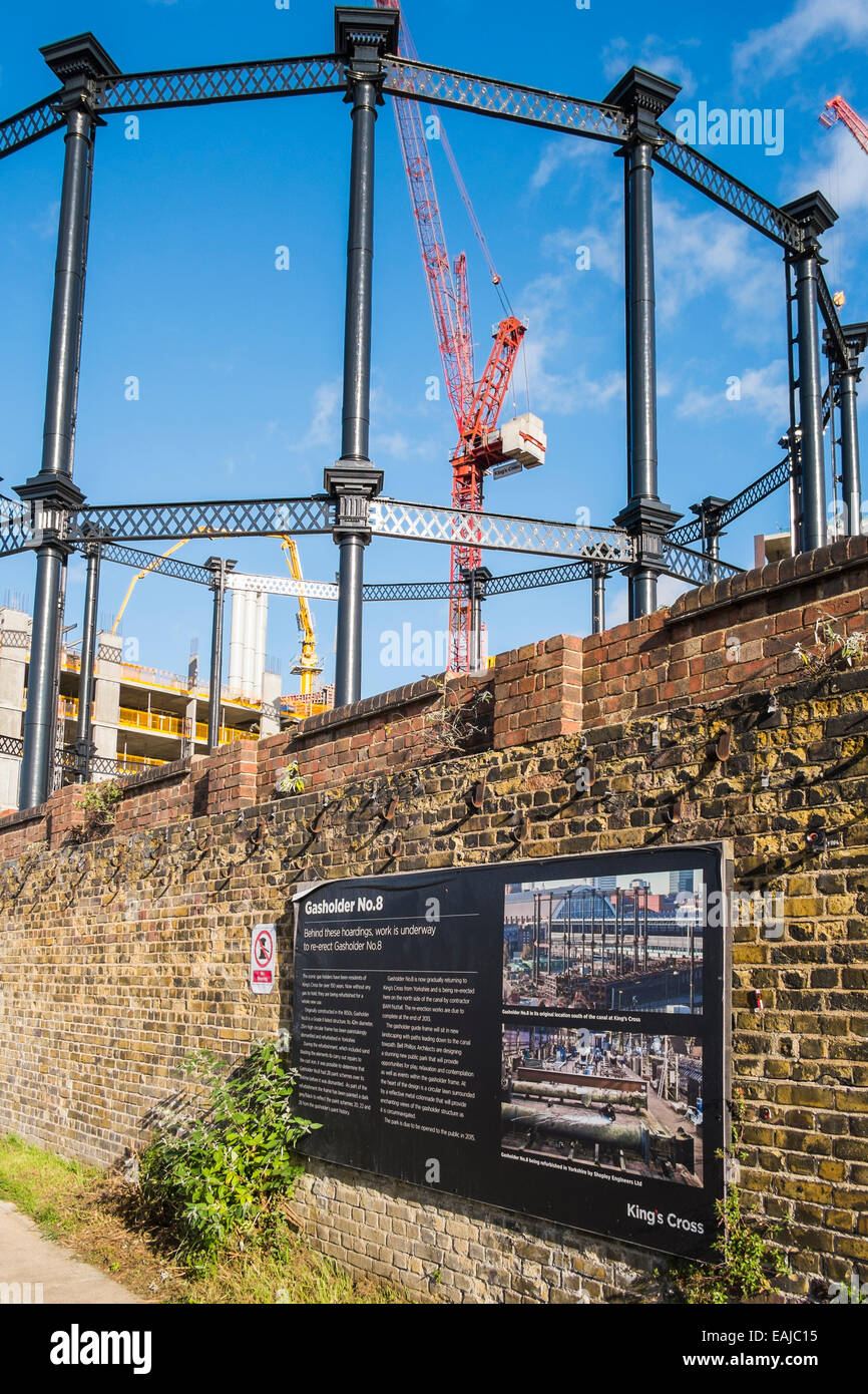 Gas holder kings cross hires stock photography and images Alamy