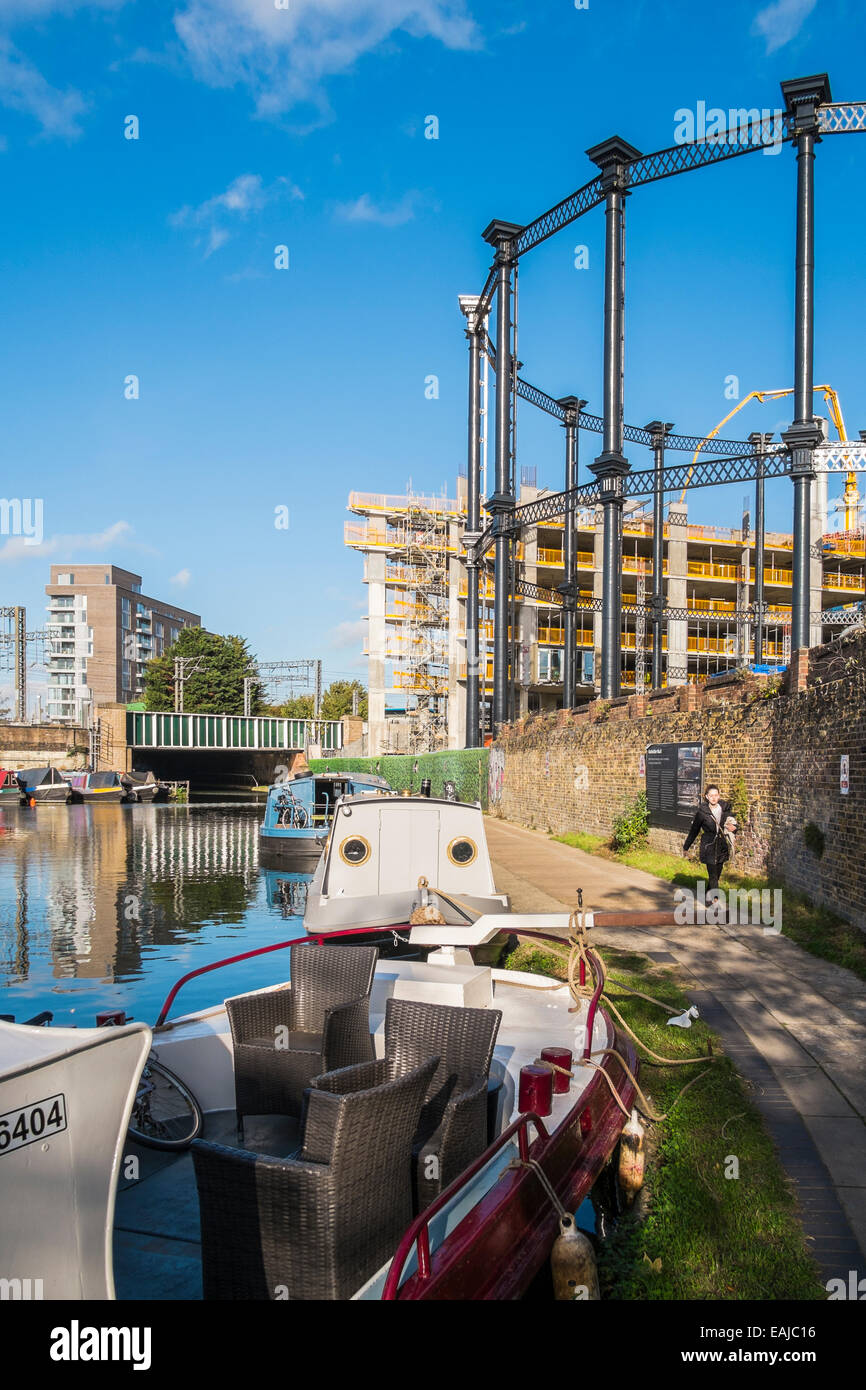 Gas holder kings cross hires stock photography and images Alamy