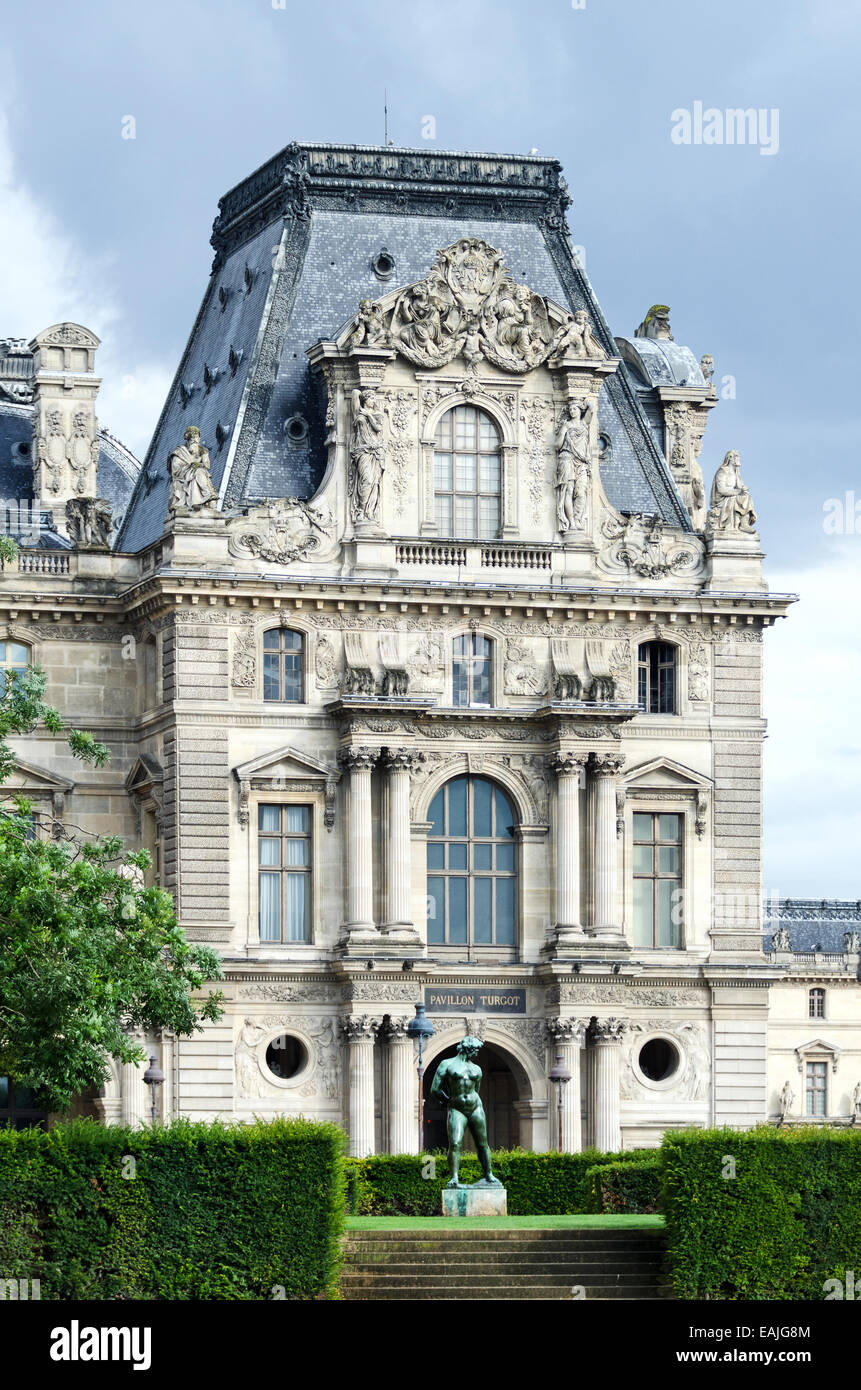 The Pavillon de Marsan of the Louvre, viewed from the Jardin des Tuileries, Paris, France Stock Photo