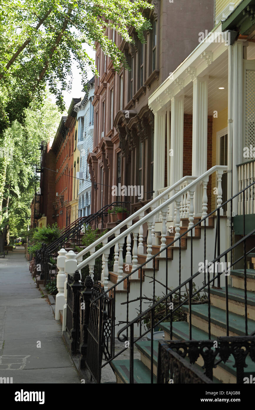 Brooklyn brownstone and wood frame townhouses in Fort Green, Brooklyn, New York Stock Photo Alamy