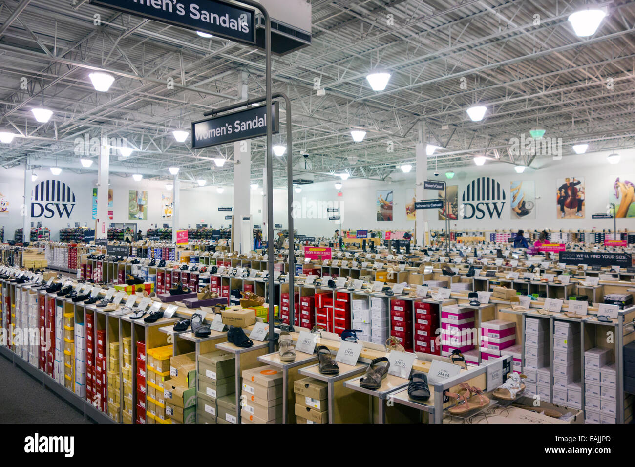 dsw outlet near me