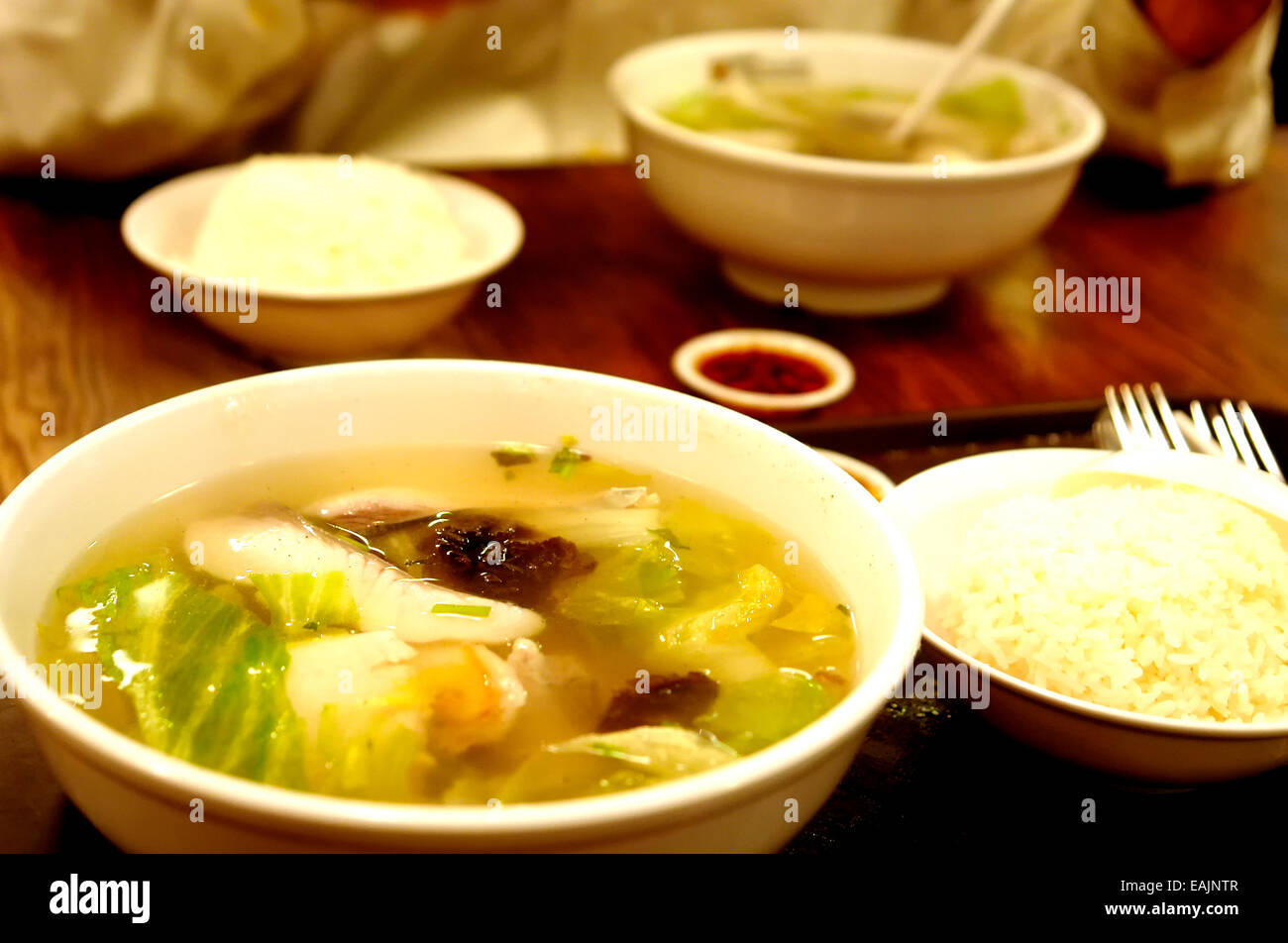 Soup,food,bowls,vegetable,chicken,hot,restaurant,Singapore,food court
