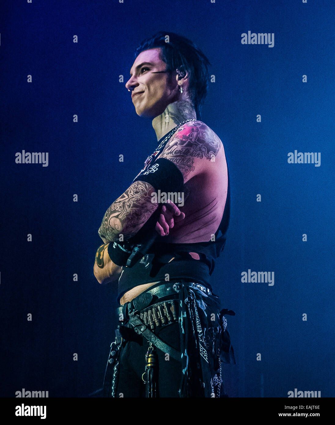 Andy biersack hi-res stock photography and images - Alamy