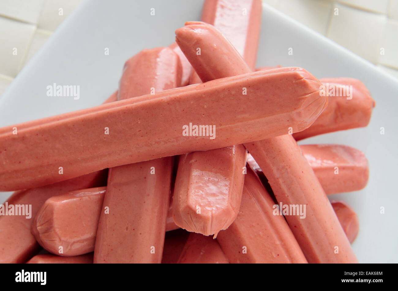Are raw hot top dogs good for dogs