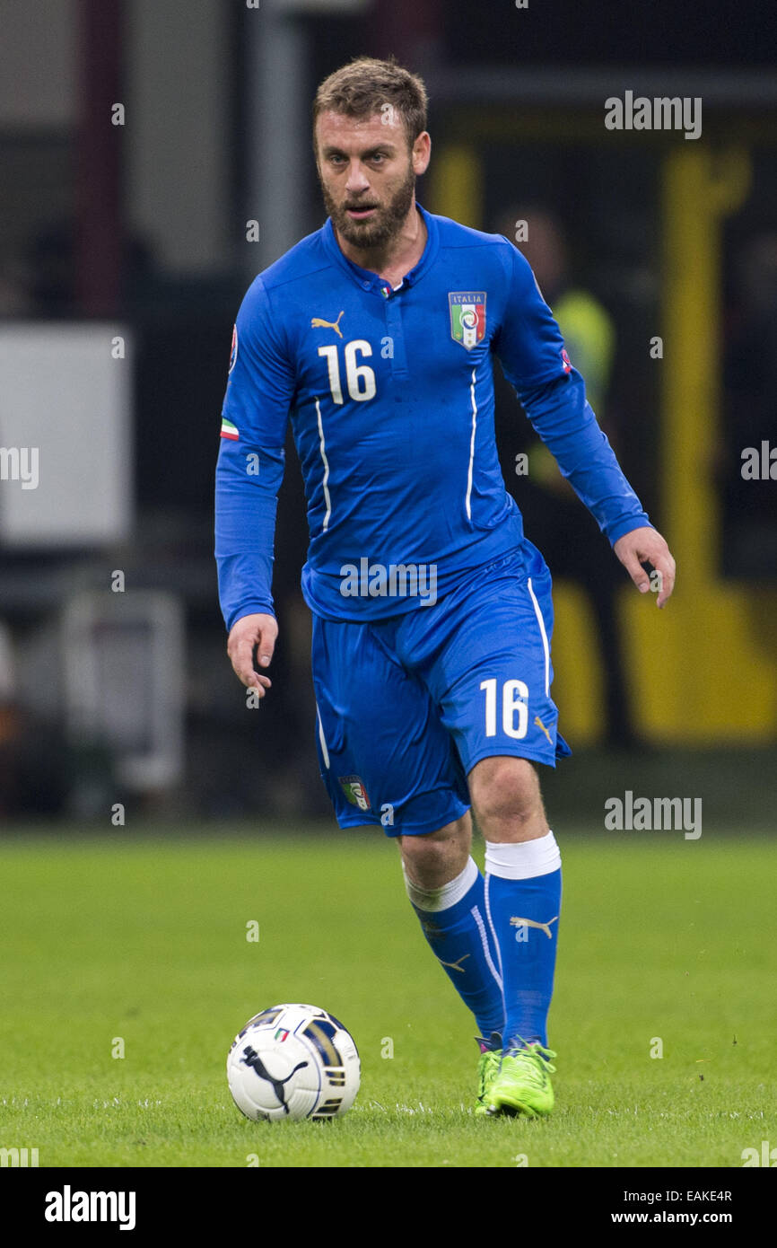 Milan, Italy. 16th Nov, 2014. Daniele De Rossi (ITA) Football