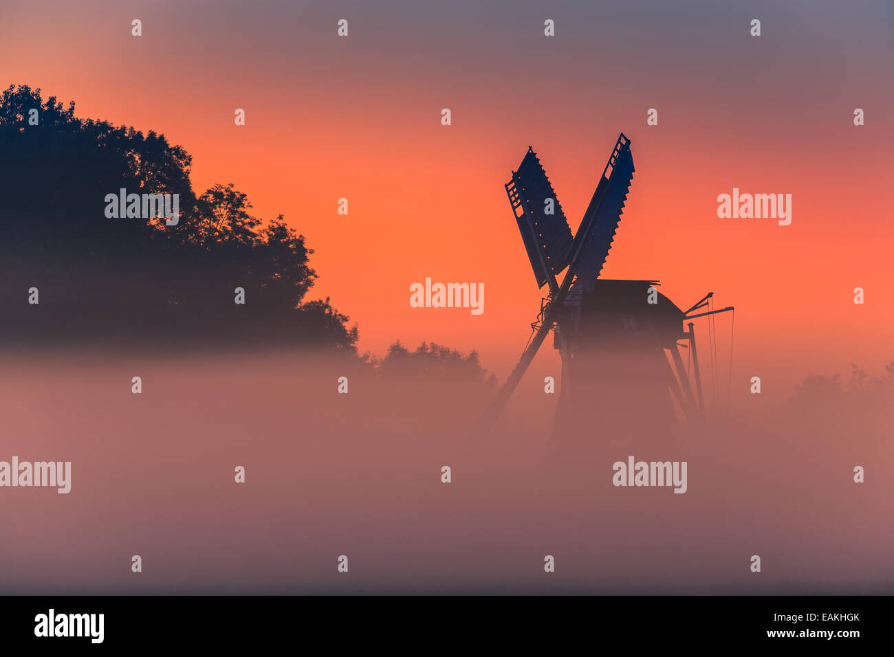 Sunrise with windmill hires stock photography and images Alamy