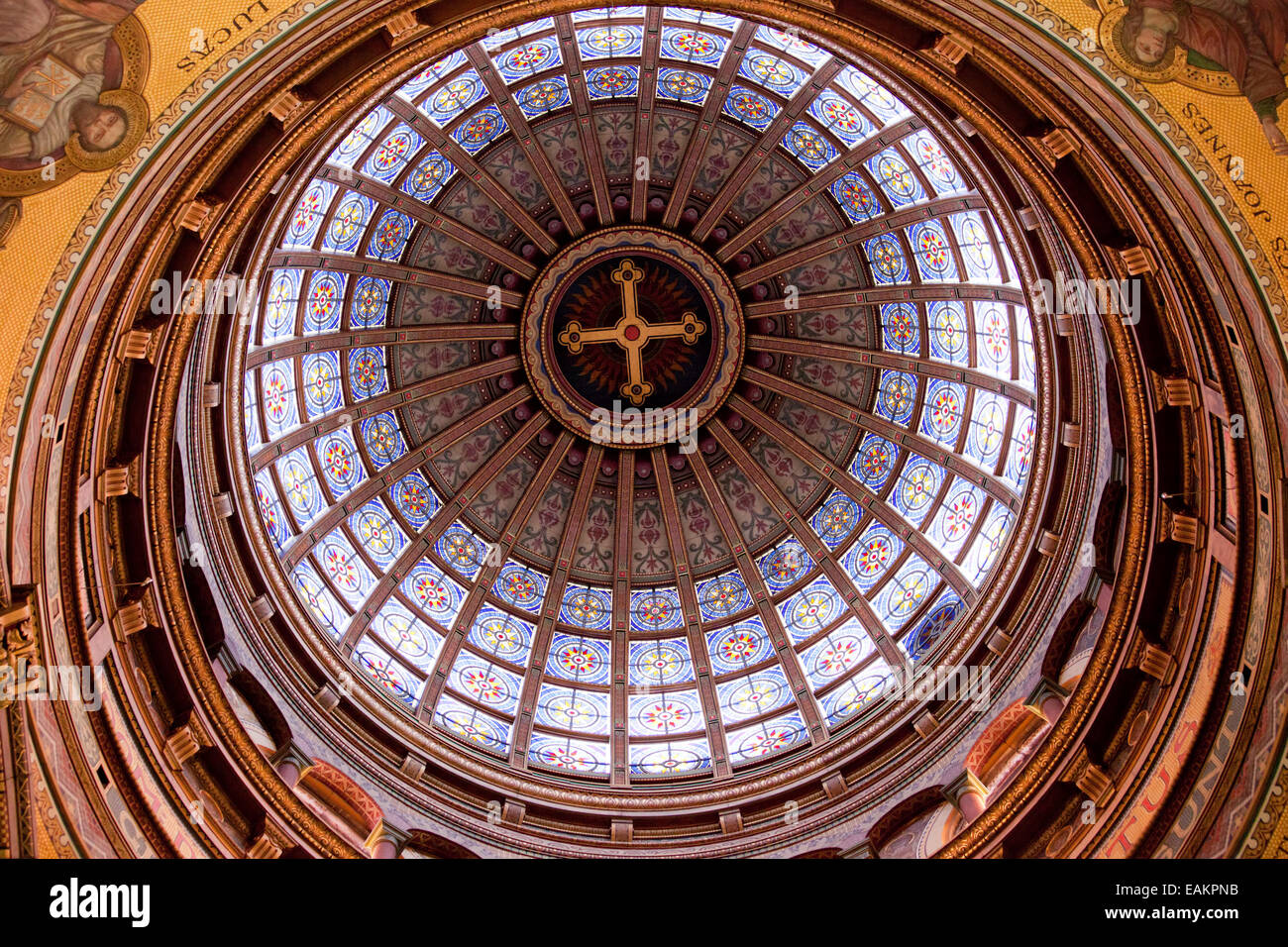 Saint nicholas church interior hi-res stock photography and images - Alamy
