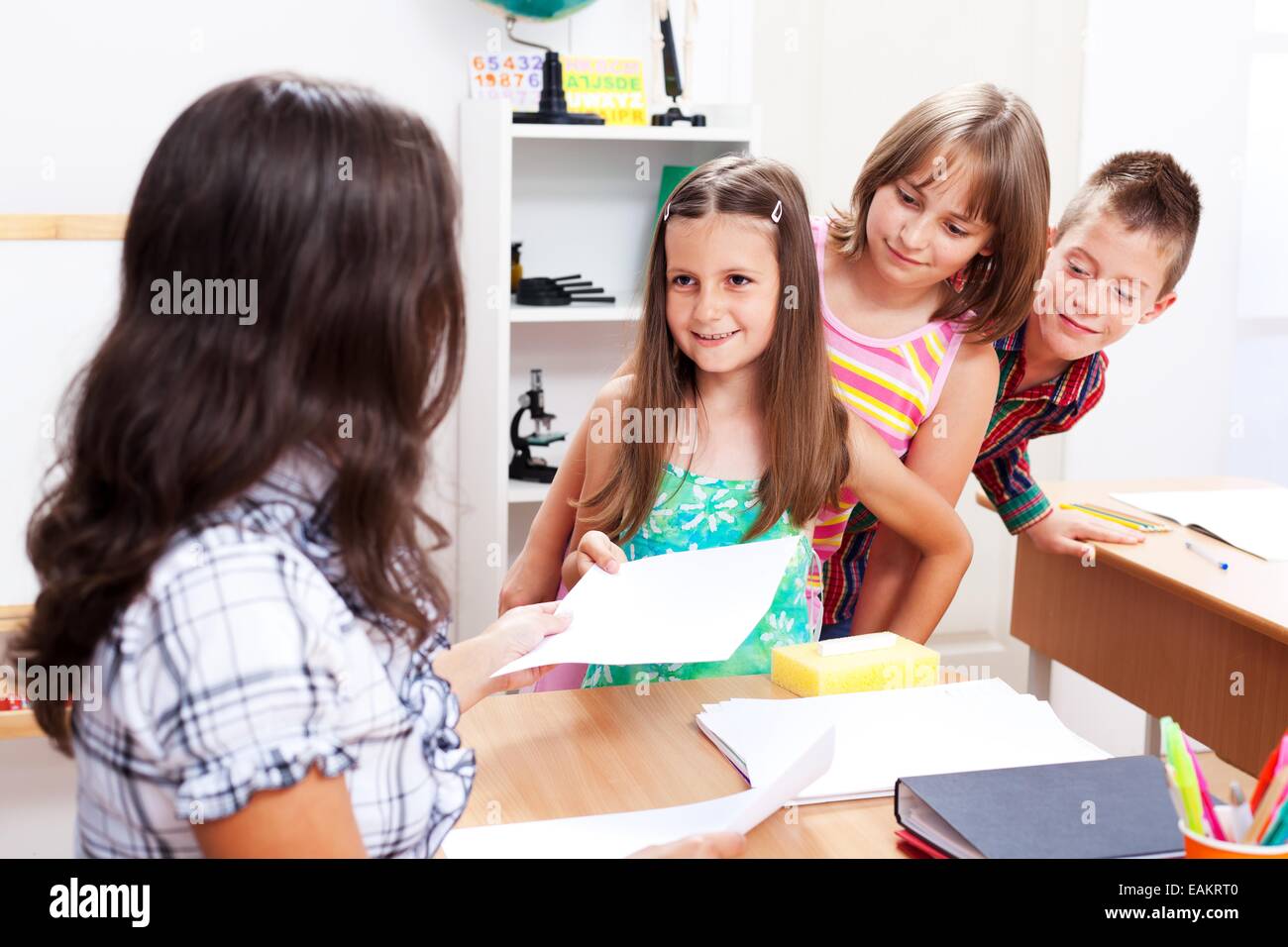 Row test hi-res stock photography and images - Alamy