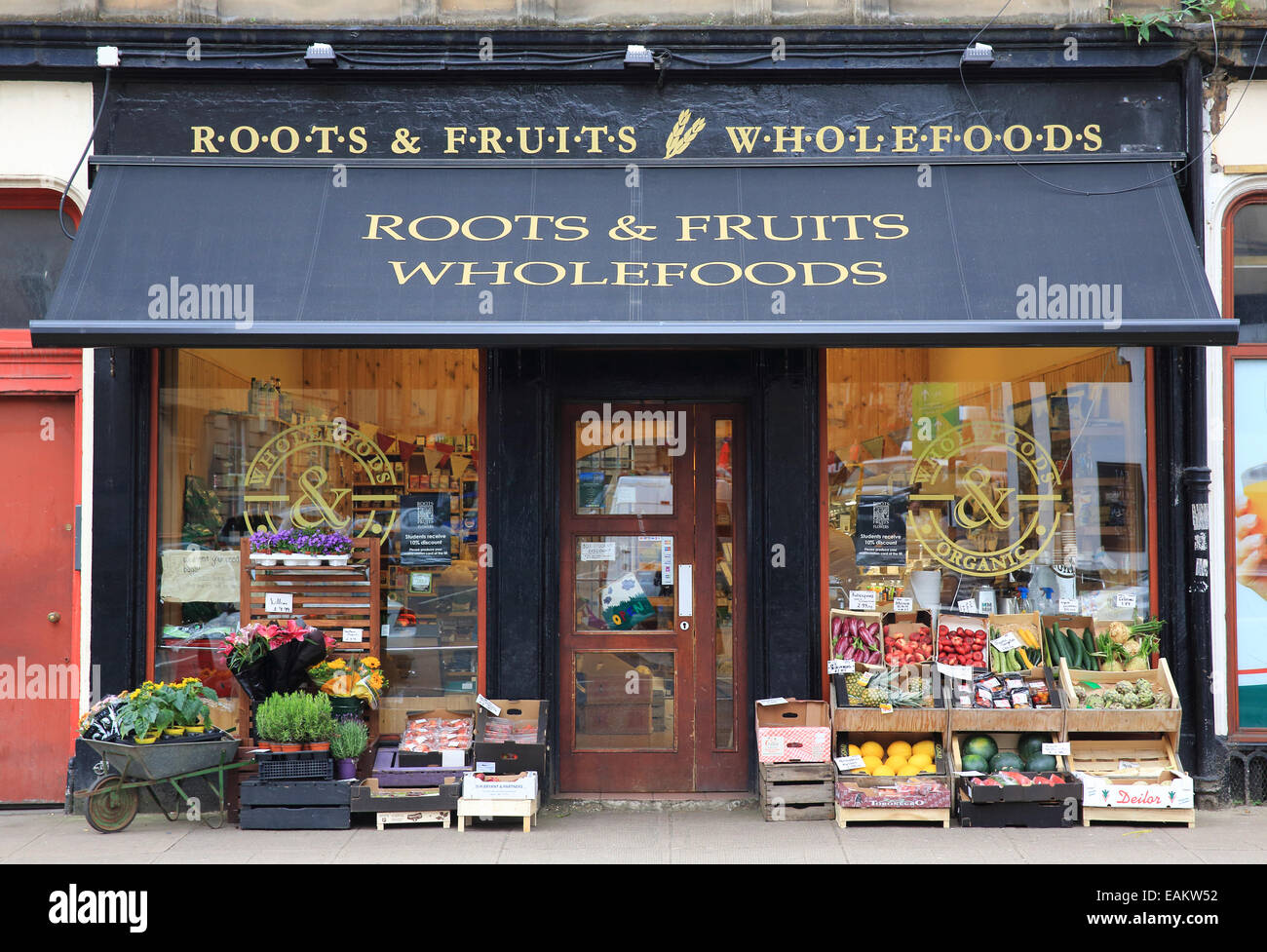 Argyle street glasgow shop hires stock photography and images Alamy