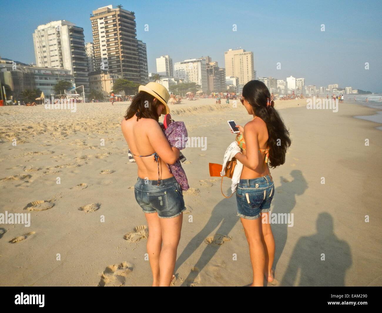brazilian-women-at-the-beach-hi-res-stock-photography-and-images-alamy