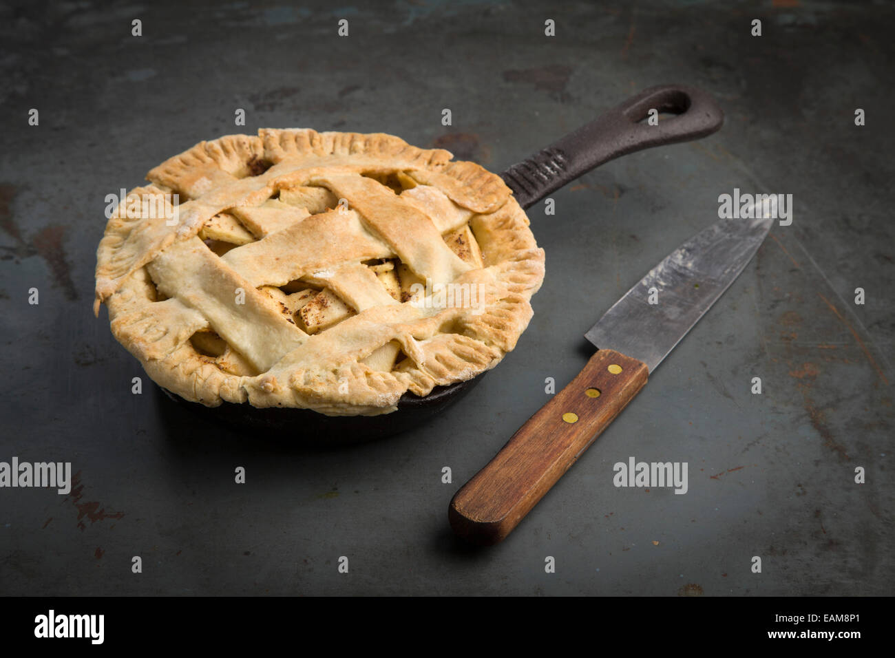 Freshly baked apple pie Stock Photo Alamy