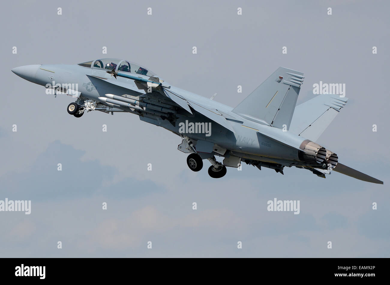 The Boeing F/A-18E Super Hornet and related twin-seat F/A-18F are twin-engine carrier-capable multirole fighter aircraft. US Marine Corps jet plane Stock Photo