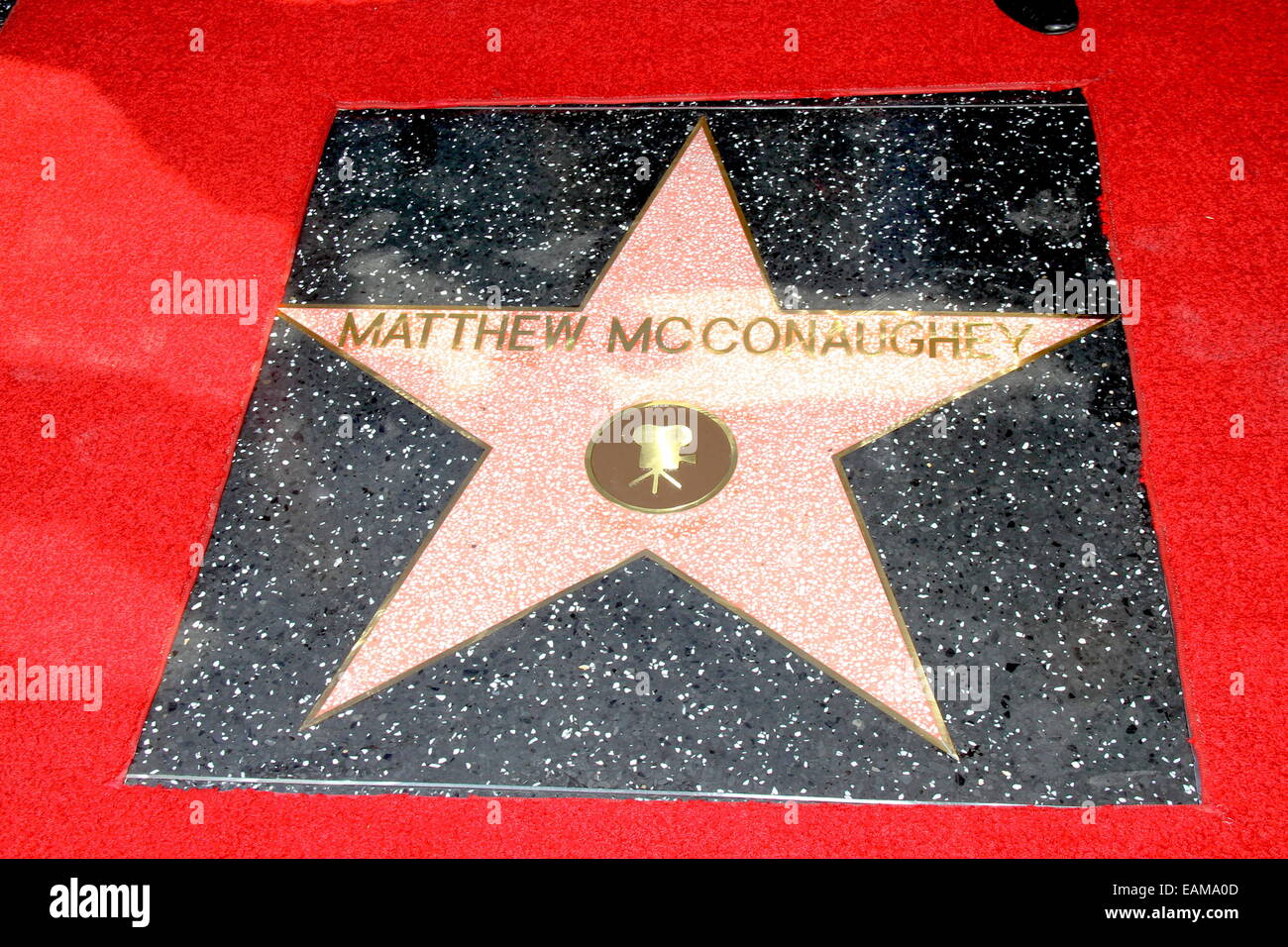 Hollywood, California, USA. 17th Nov, 2014. I15717CHW.Matthew McConaughey Honored With Star On The Hollywood Walk Of Fame.6931 Hollywood Boulevard, Hollywood, CA.11/17/2014.MATTHEW MCCONAUGHEY'S HOLLYWOOD WALK OF FAME STAR .©Clinton H. Wallace/Photomundo/ Photos inc Credit:  Clinton Wallace/Globe Photos/ZUMA Wire/Alamy Live News Stock Photo