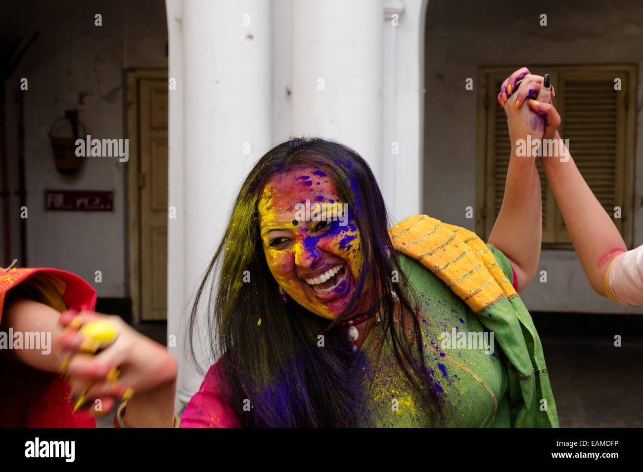 holi 2025 in west bengal